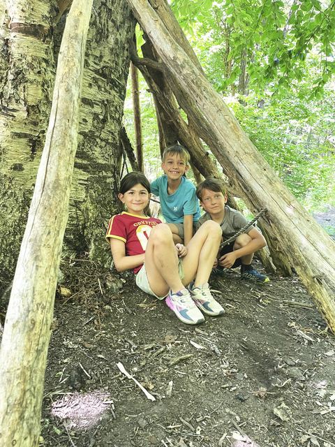 Descanso en un refugio de madera